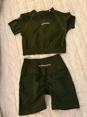 Alphalete Olive Seamless Crop Top & High-Waist Bike Shorts